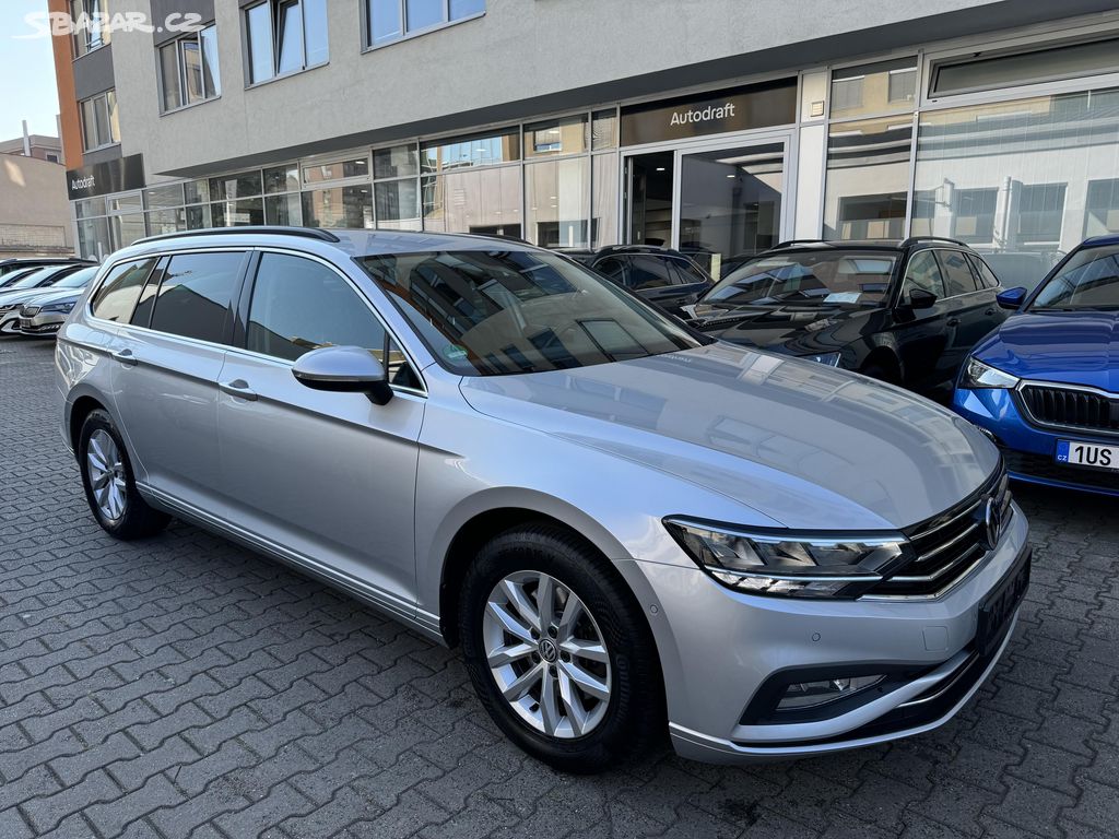 VW Passat B8 2.0TDI 110kW DSG ACC Tažné Kamera