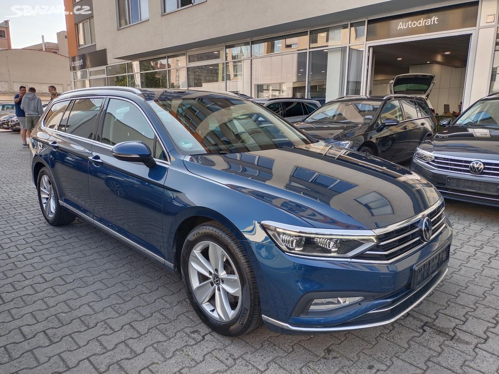 VW Passat B8 2.0TDI 147kW DSG Matrix Panorama ACC