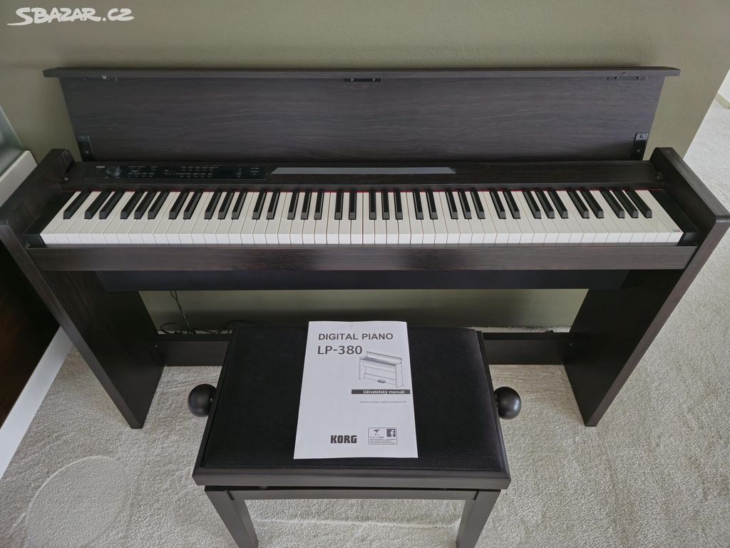 Piano digital KORG LP-380 + stolička