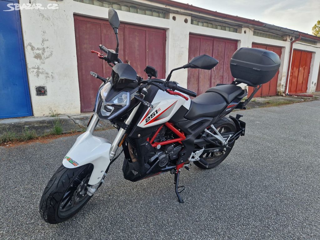 Benelli BN251S ABS