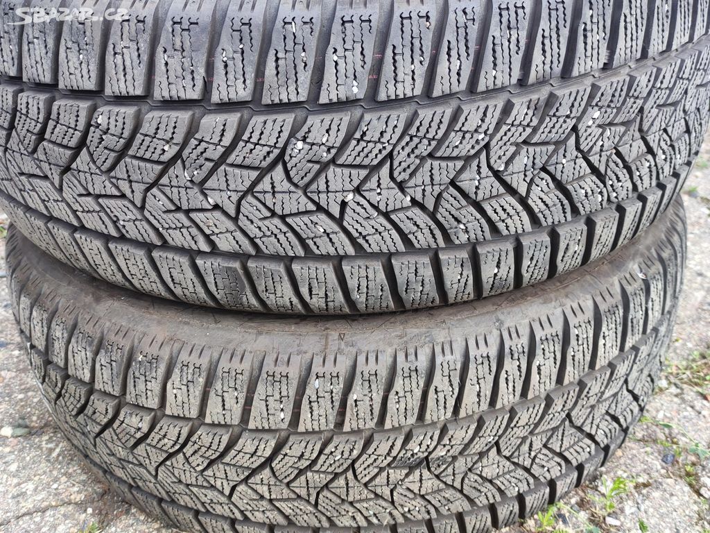 Zimní pneumatiky 215/55 R17 Matador, Dunlop