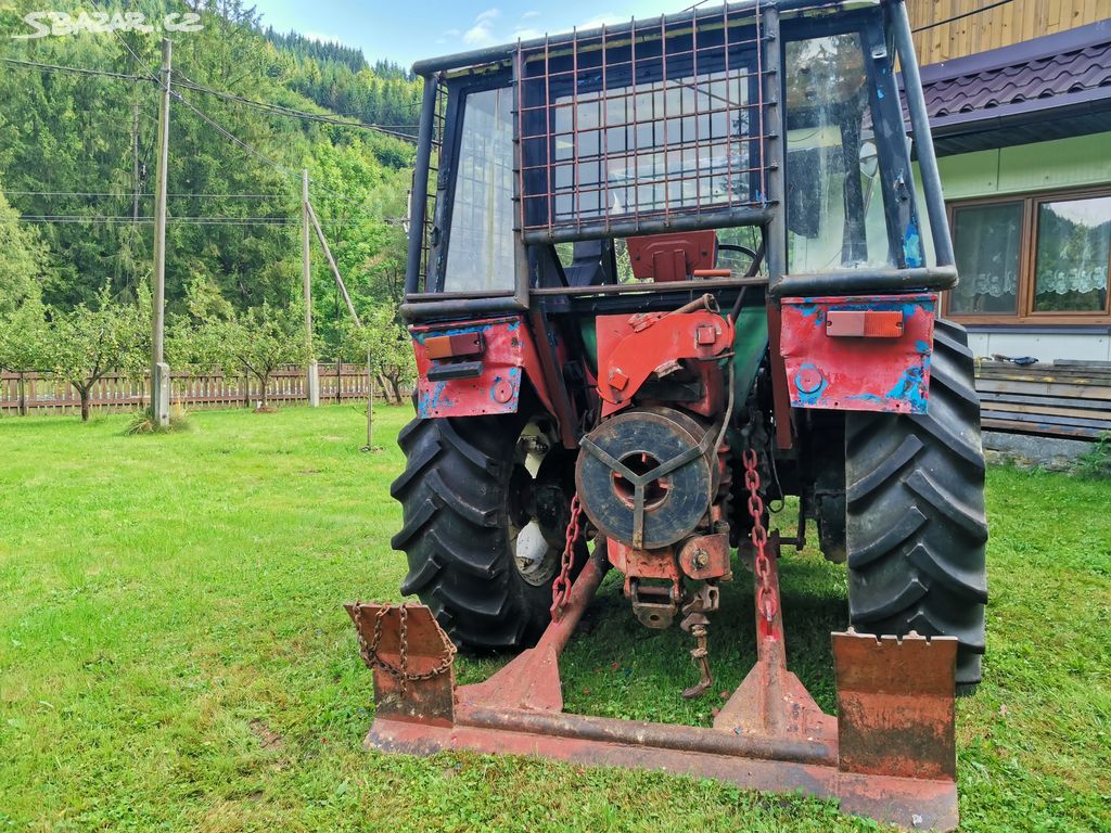 Zemědělský stroj
