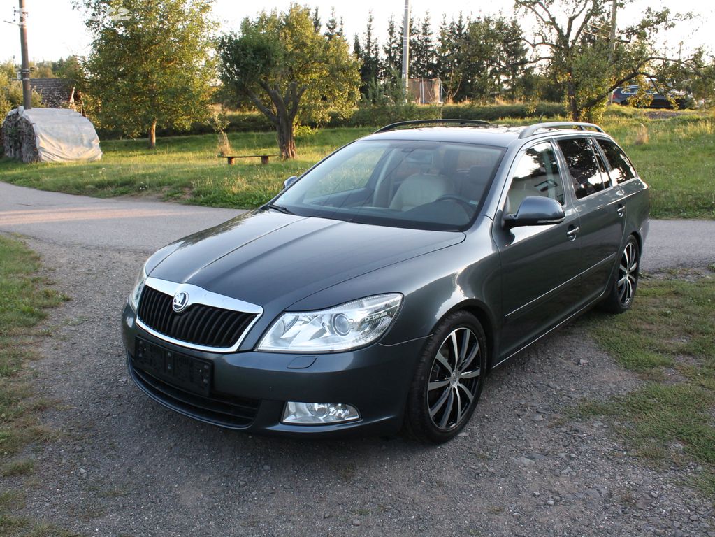 Škoda Octavia, 1.8TSi118kW, 1 Majitel , Serviska