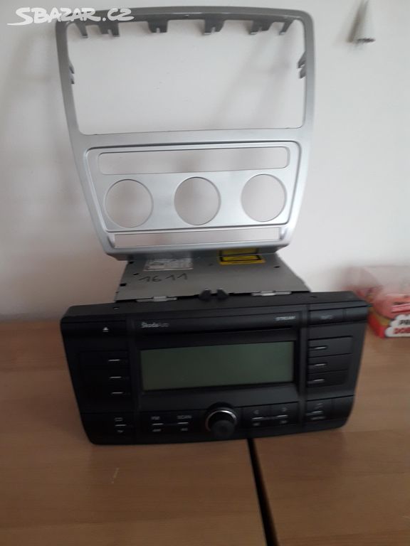 Rádio octavia2 s cd