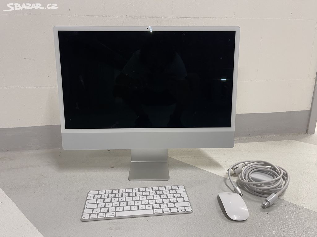 Apple iMac 24" M1 (april 2021) 256GB-CZK + doplňky