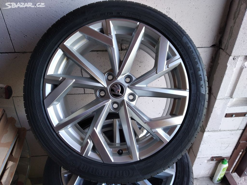 Nová letní alu sada Octavia IV 225/45 R18