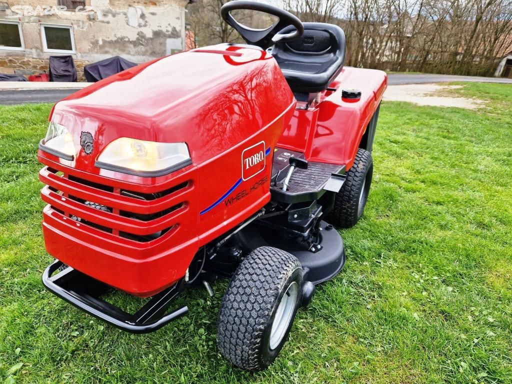 Zahradní traktor AGS/KARSIT/TORO motor Briggs 17HP