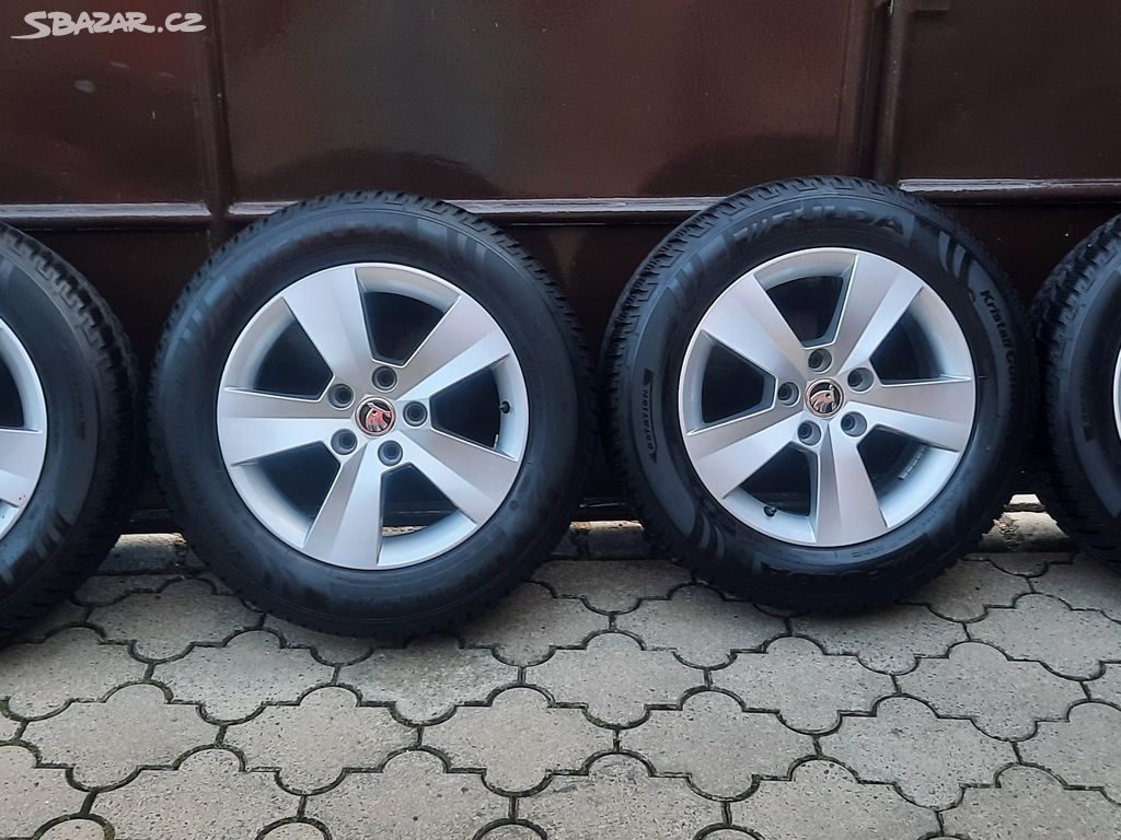 Originál alu Škoda Superb 3 5x112 215/60 R16 zimní