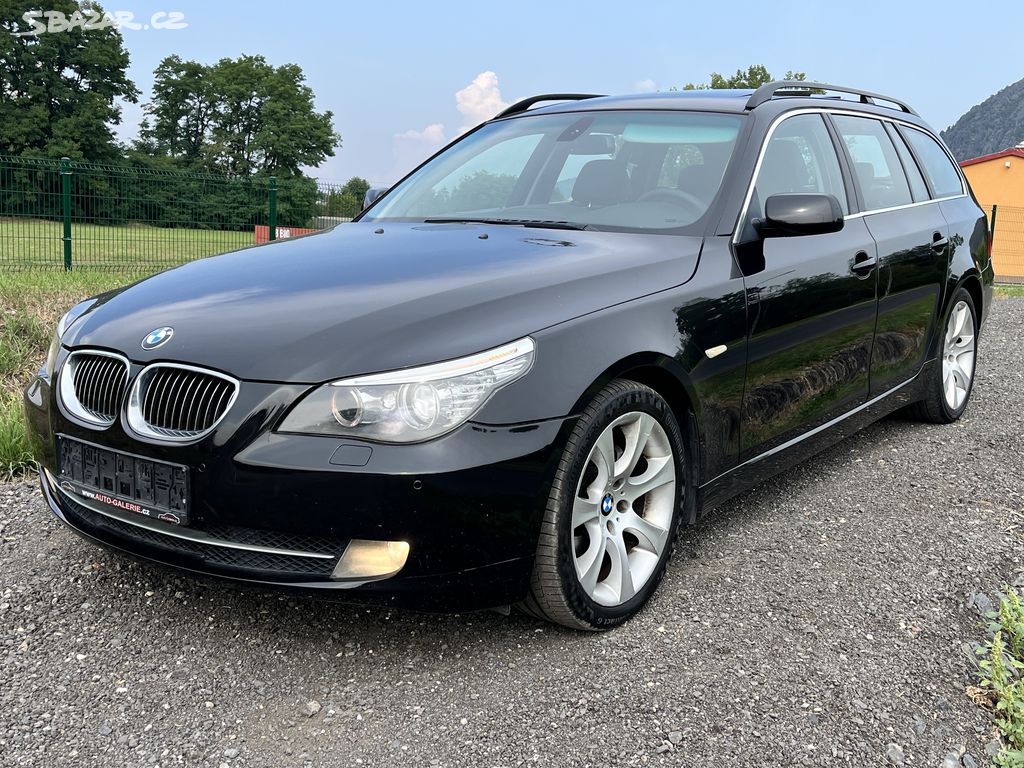 BMW E61 525D 145KW,2007,KŮŽE,XENON,ALU18,PANORAMA