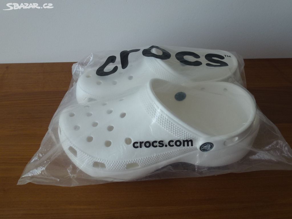 Nové Crocs Classic Platform 39/40