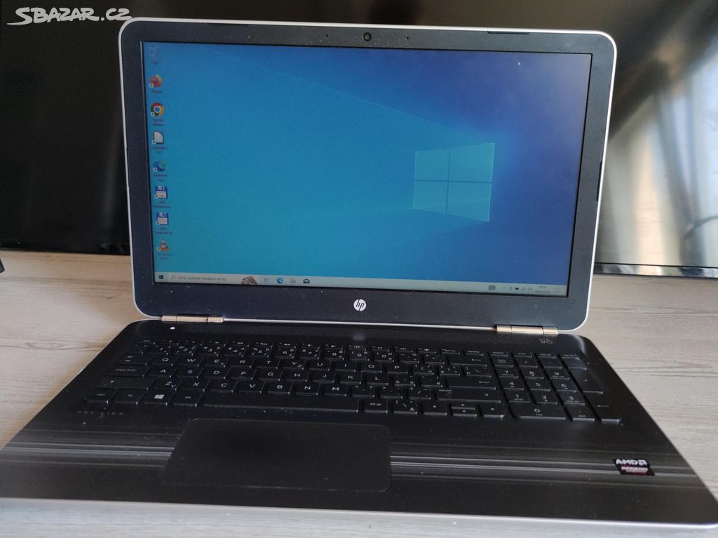 15.6 Notebook HP Pavilion 15 (15-aw018nc)