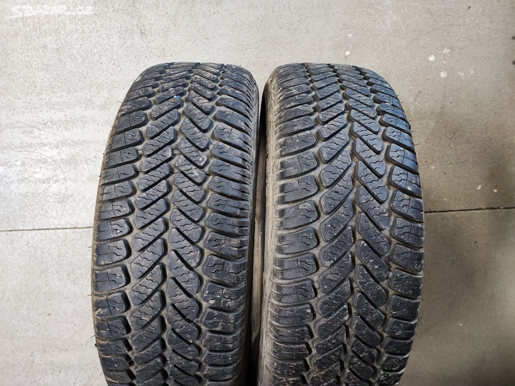 2x celoroční pneu 195-60-15 R15 R pneumatiky