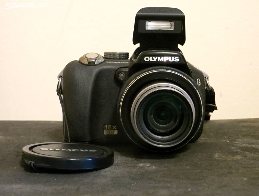 Olympus SP-560 UZ