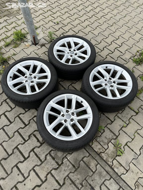 Kompletní alu Audi A5 5x112r18 + 245/40r18 letní