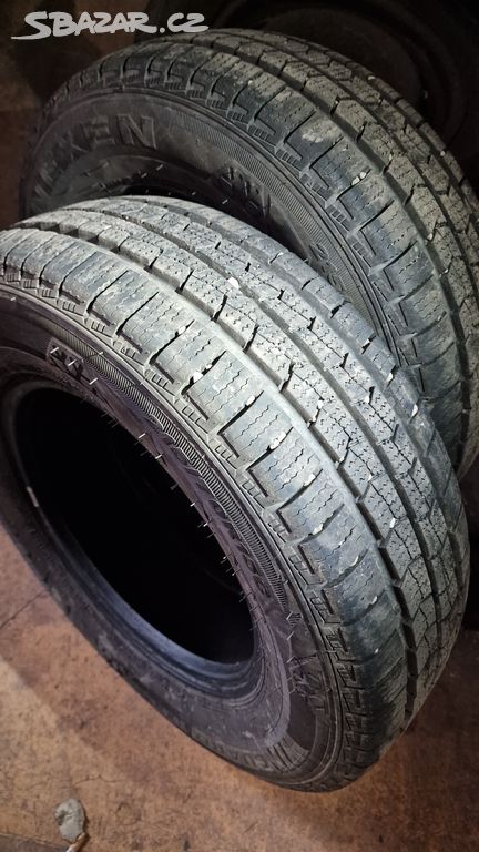 Nexen 215/70R15C