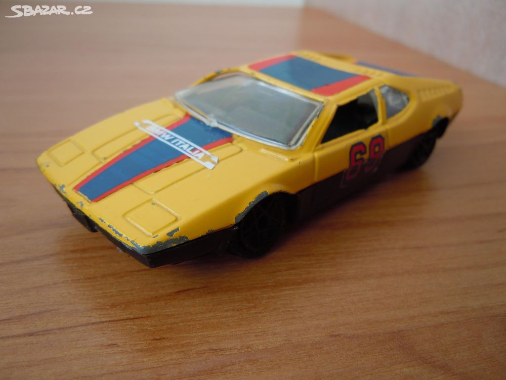 model BMW M 1 , Polistil , autíčko Bmw M 1 hračka