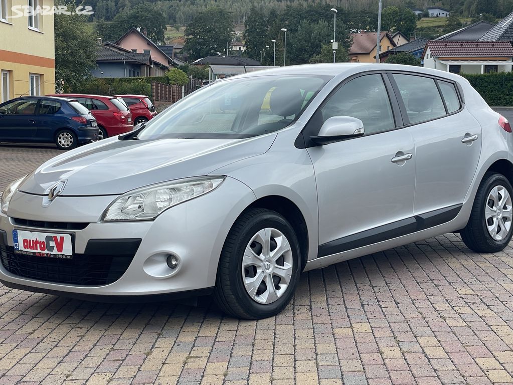 RENAULT MÉGANE III 1.6 16V 74kW-2010-168.816KM-AC-