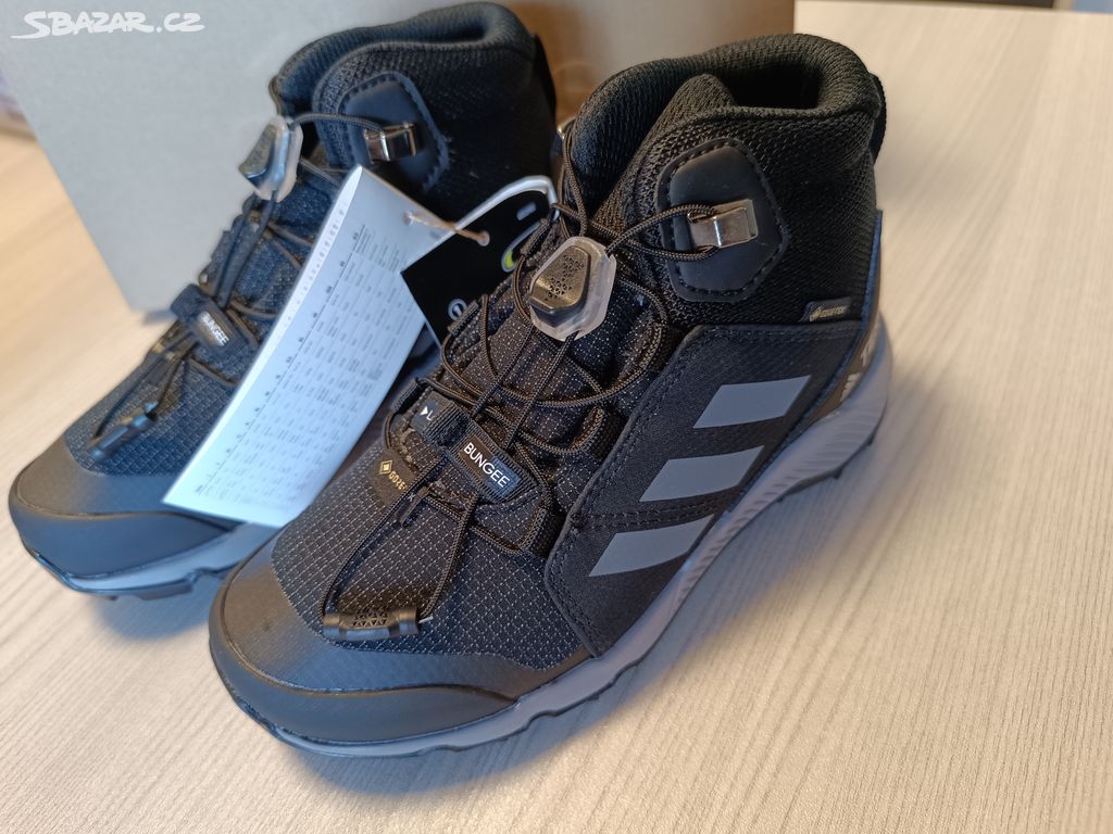 Nove dětské boty Adidas Gore-Tex vel. 30