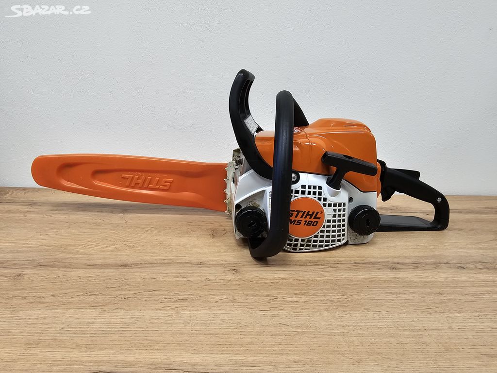 STIHL Motorová pila MS 180