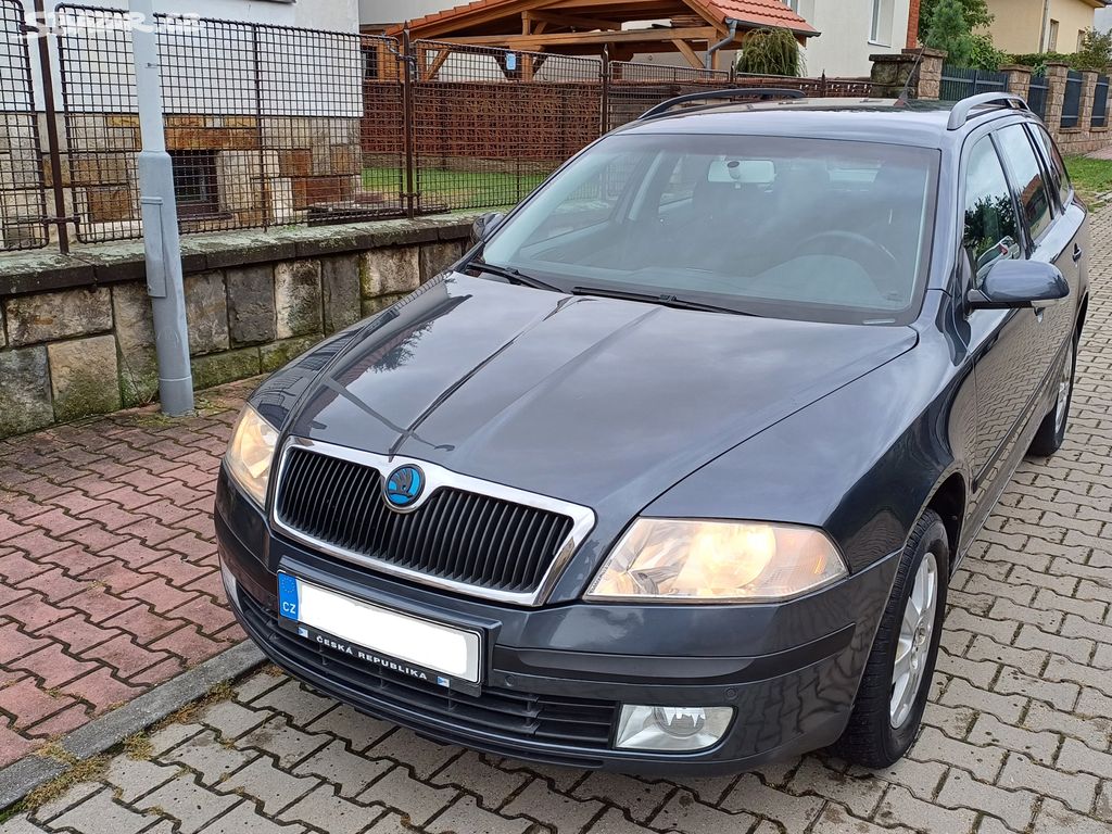 Škoda Octavia Combi 1.6 FSI 85kw Spolehlivé Auto