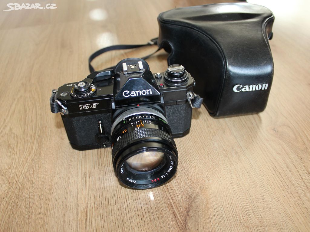 Canon Camera EF 381373 + 50mm objektiv a pouzdro