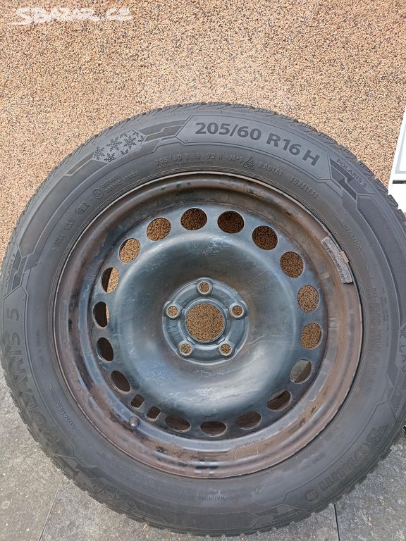 Zimní pneu Opel Astra J 205/60 R16