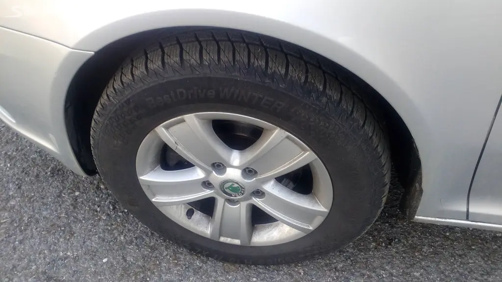 Škoda Octavia combi II 1.9 TDI 77 kW elegance-CZ - fotka 2