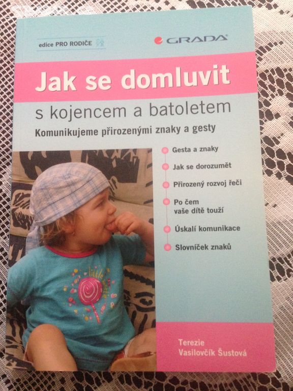 Kniha jak se domluvit s kojencem a batoletem