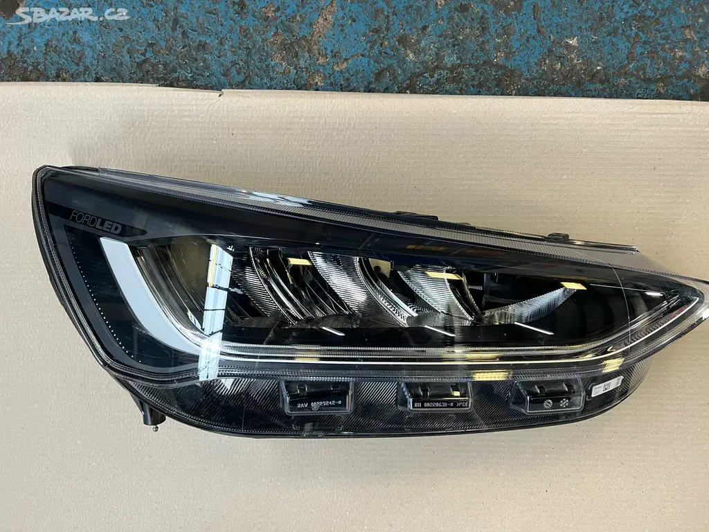Náhled: Ford Focus led světla mk4 lift 2022