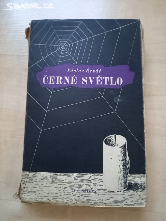 Kniha Černé světlo autor Václav Řezáč