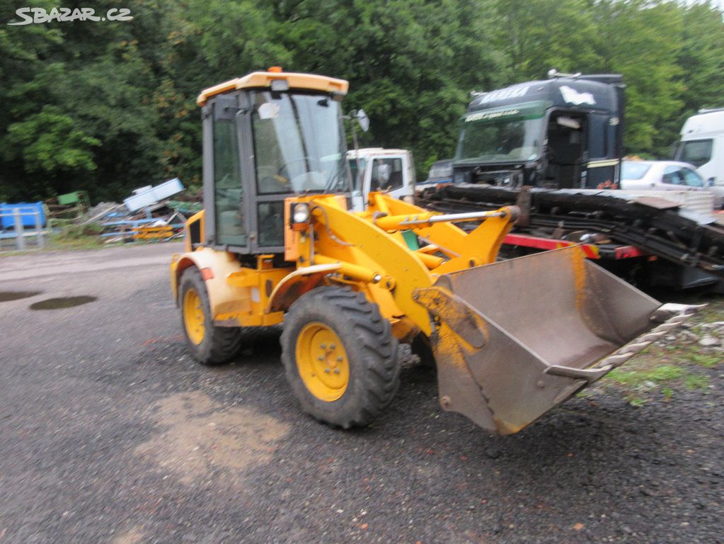 Kolový nakladač JCB 407 odpočet DPH