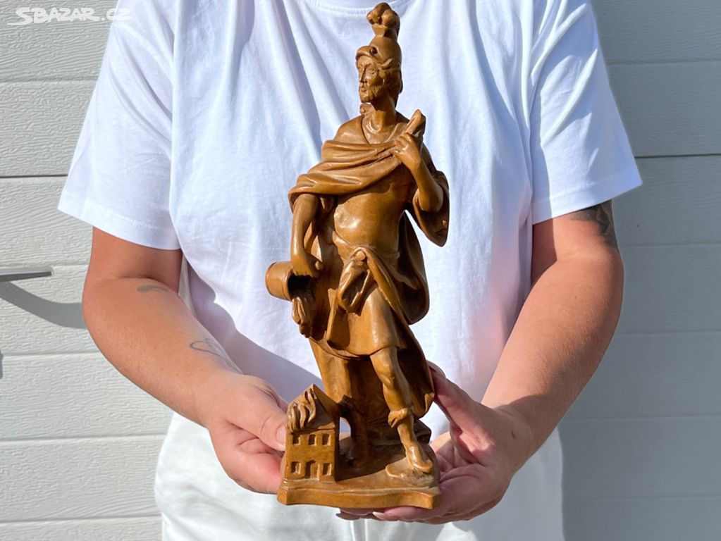 Dřevěná socha Svatý Florián patron hasičů
