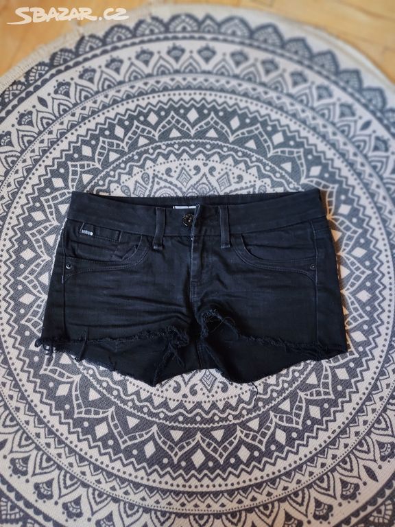 Dámské černé džínové trhané kraťasy/šortky