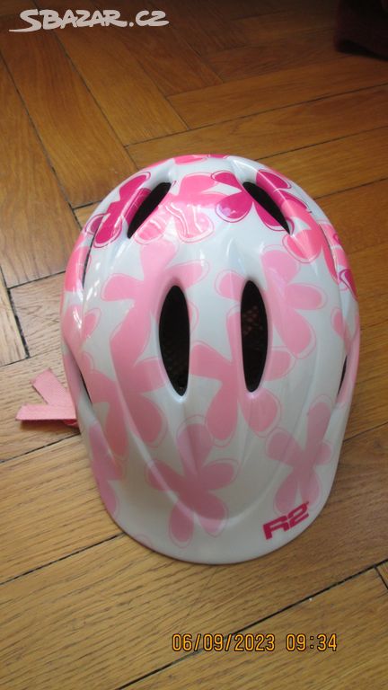 Cyklistická helma R2 48-52 cm