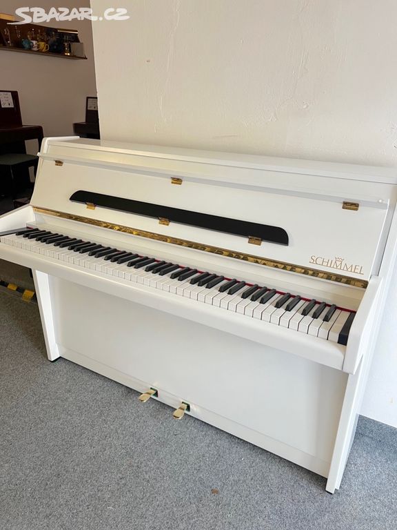 Rezervace Plzeň - bílé piano Schimmel 103PB