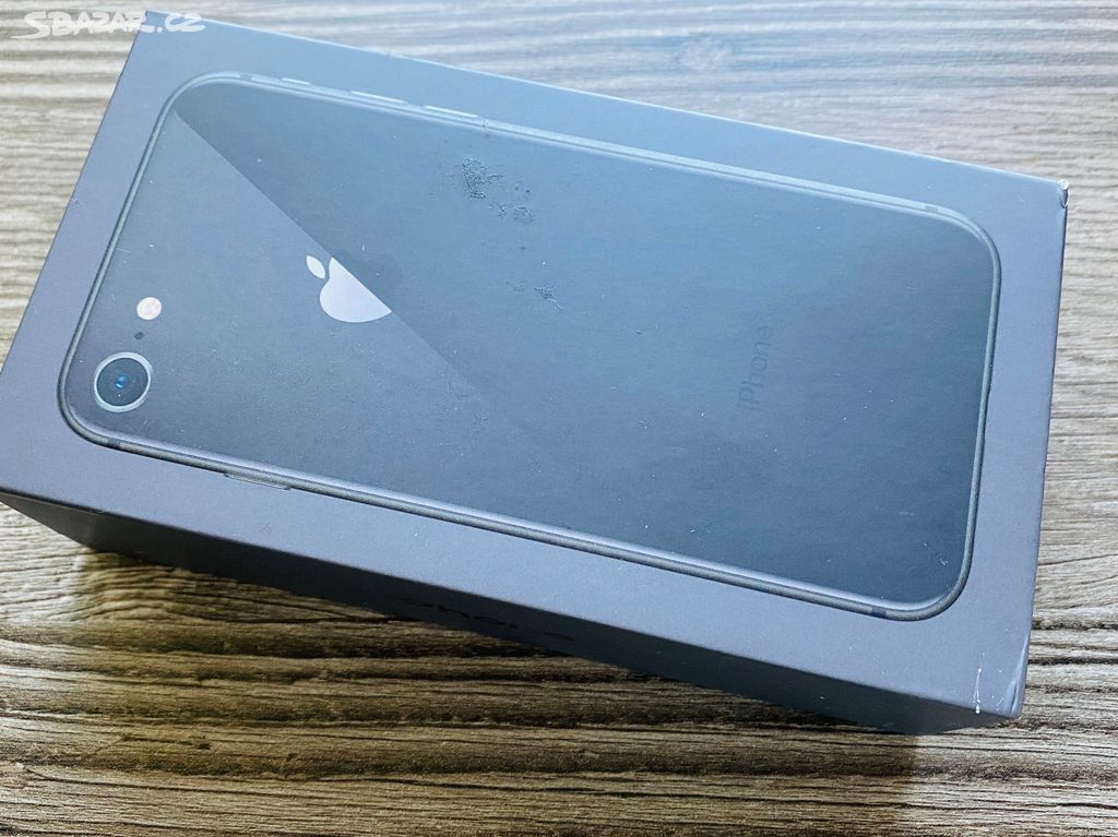 Mobilní telefon Apple iPhone 8 64GB Gray CZ distri