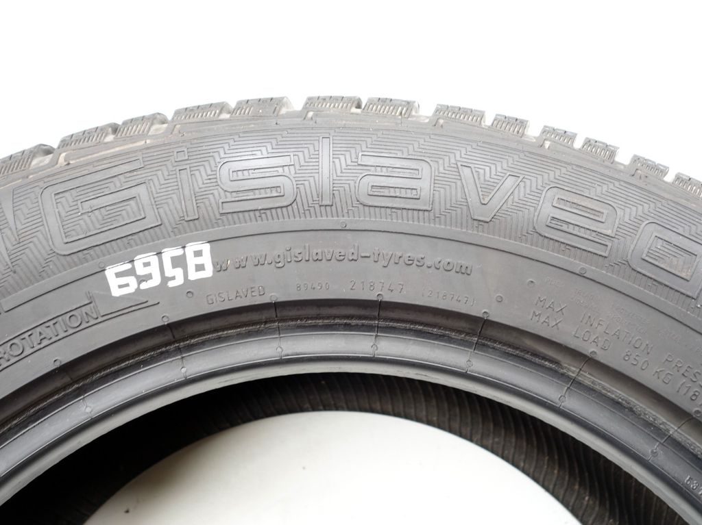 Zimní pneu 215/65/16 Gislaved 4ks P6958