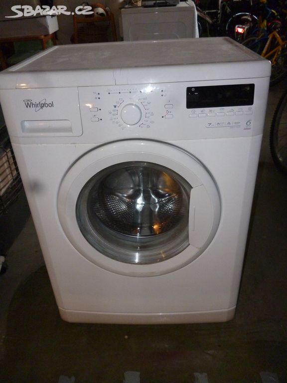 pračka whirlpool  A+++, na 7kg, 1200 ot.