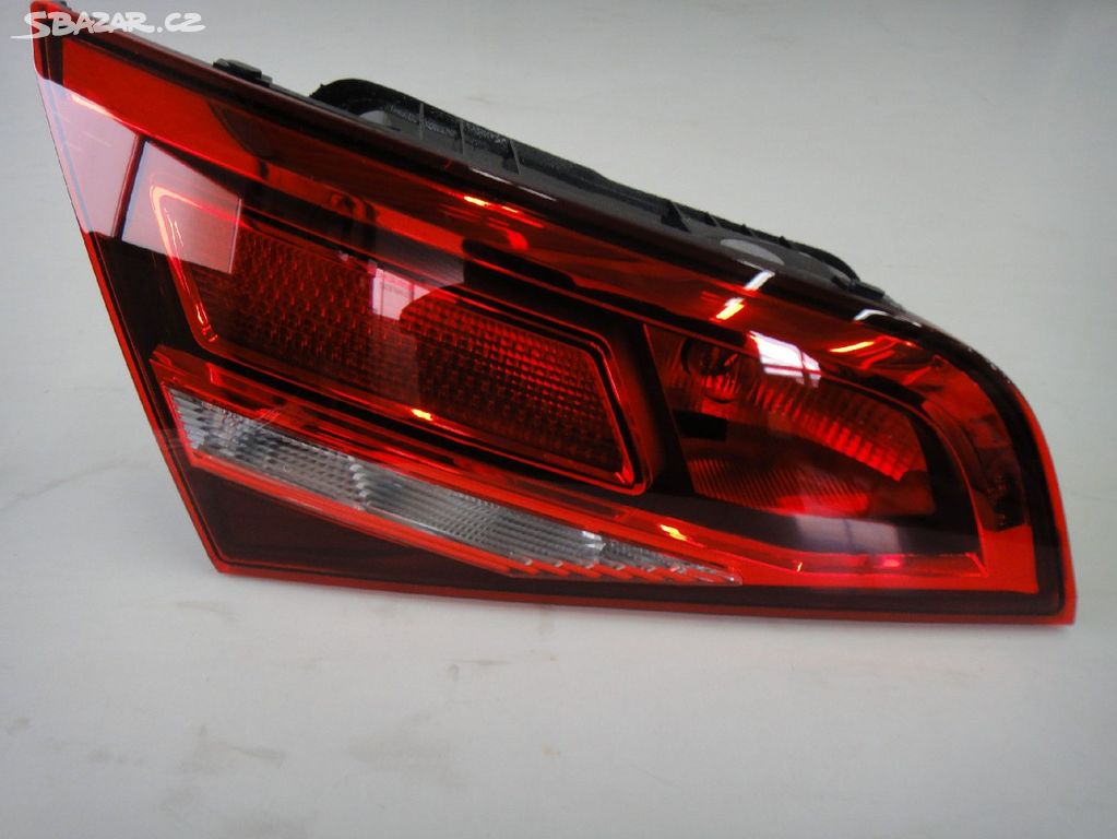 Levé zadní světlo Audi A3 8V4945075