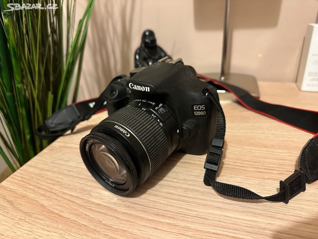 Canon EOS 1200D + EFS 18-55mm