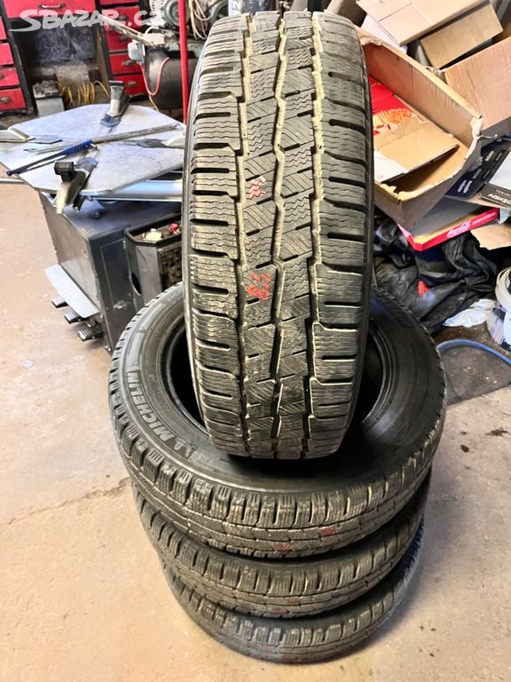 215/60 R17C zimní pneu Michelin