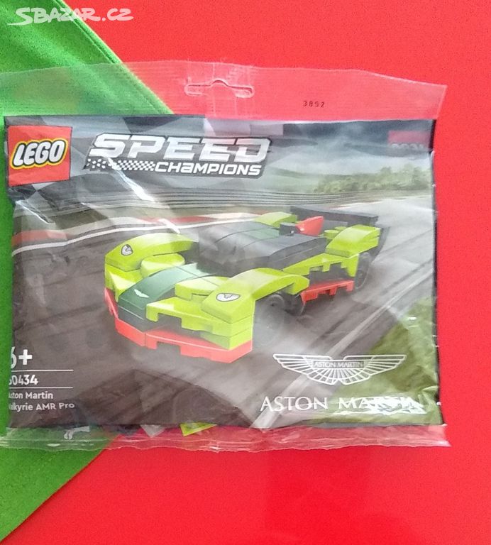 Nové lego auto Speed Champions 30434 Aston Martin