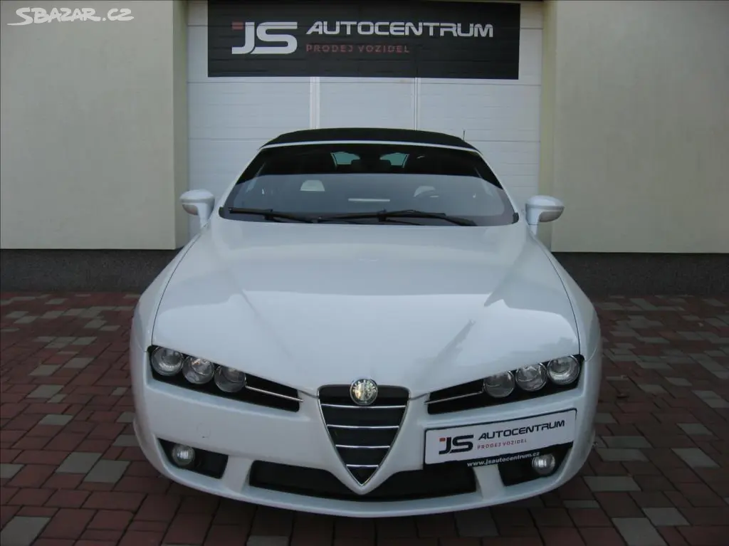 Alfa Romeo Spider, 2,2 JTS 185PS Exclusive - fotka 3