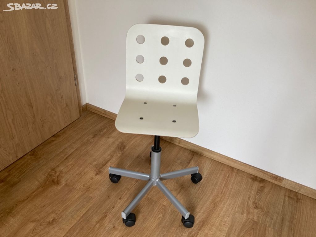 Dětská židle k psacímu stolu Ikea