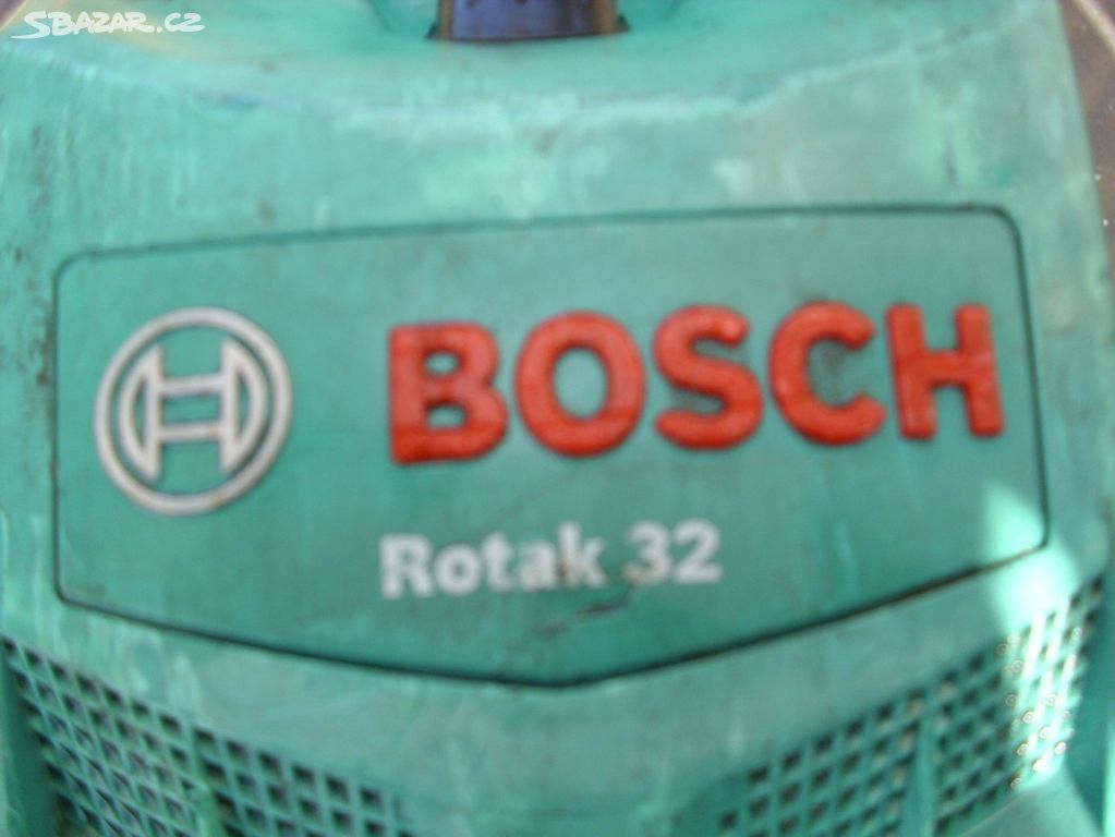 Sekačka Bosch Rotak 32