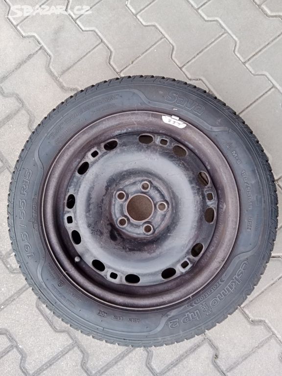 Zimní pneu 195/55 R15 + plechové disky 6Jx15 ET43