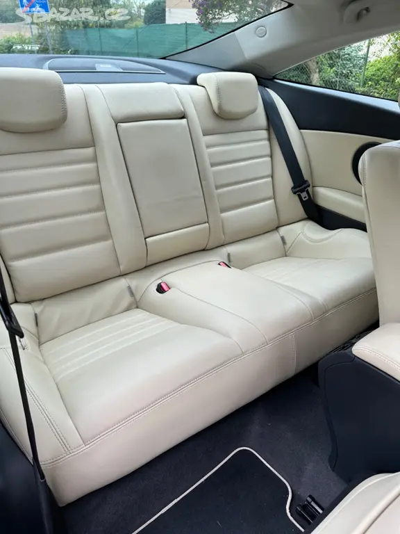 Renault laguna coupe. 2.0 DCI Max výbava 2013 - fotka 4