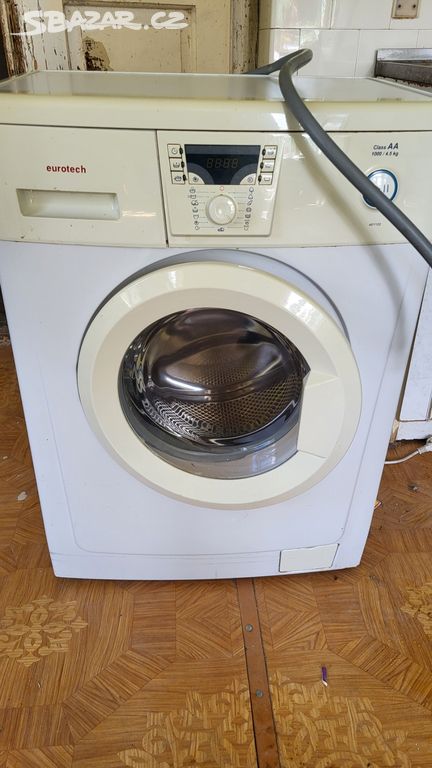 Automatická pračka