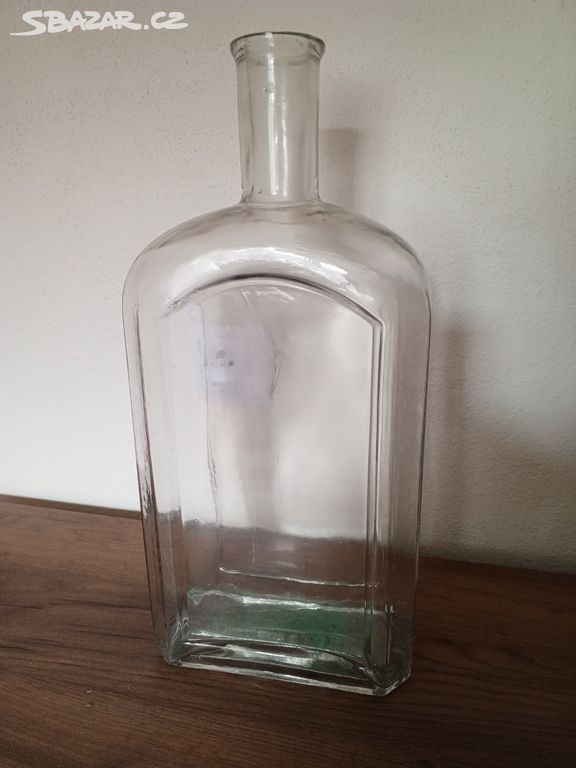 Velká láhev s tvrzeného skla