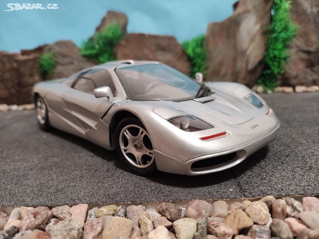 Prodám model 1:18 McLaren F1